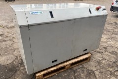 Chiller Emicon RWE 751 K po serwisie, widok z boku