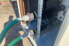 Chiller Vertiv FG0011 120 kW z free coolingiem, detal instalacji