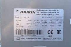 Tabliczka znamionowa chillera Daikin EWAD560D
