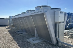 Dry cooler AIA: boczna ściana wymiennika